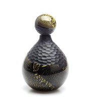 Laden Sie das Bild in den Galerie-Viewer hoch, Sphere Gold Lady Room Fragrance in Murano Glass - Vetri D'Arte