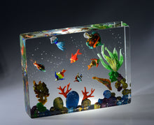 Upload the image to the Gallery viewer, Murano glass aquarium sculpture